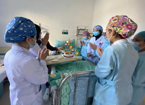 郑州爆料医护人员视频最新,英勇身影诠释医者仁心  第2张